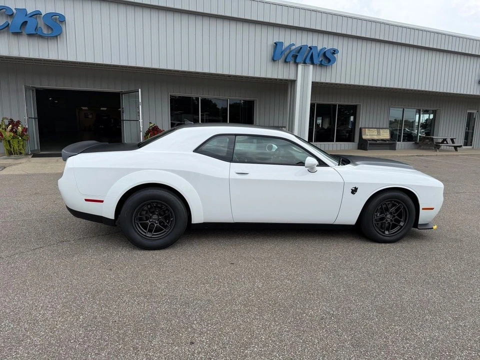 2023 Dodge Challenger SRT Demon & Super Stock 3rd Gen - Image 8 of 26