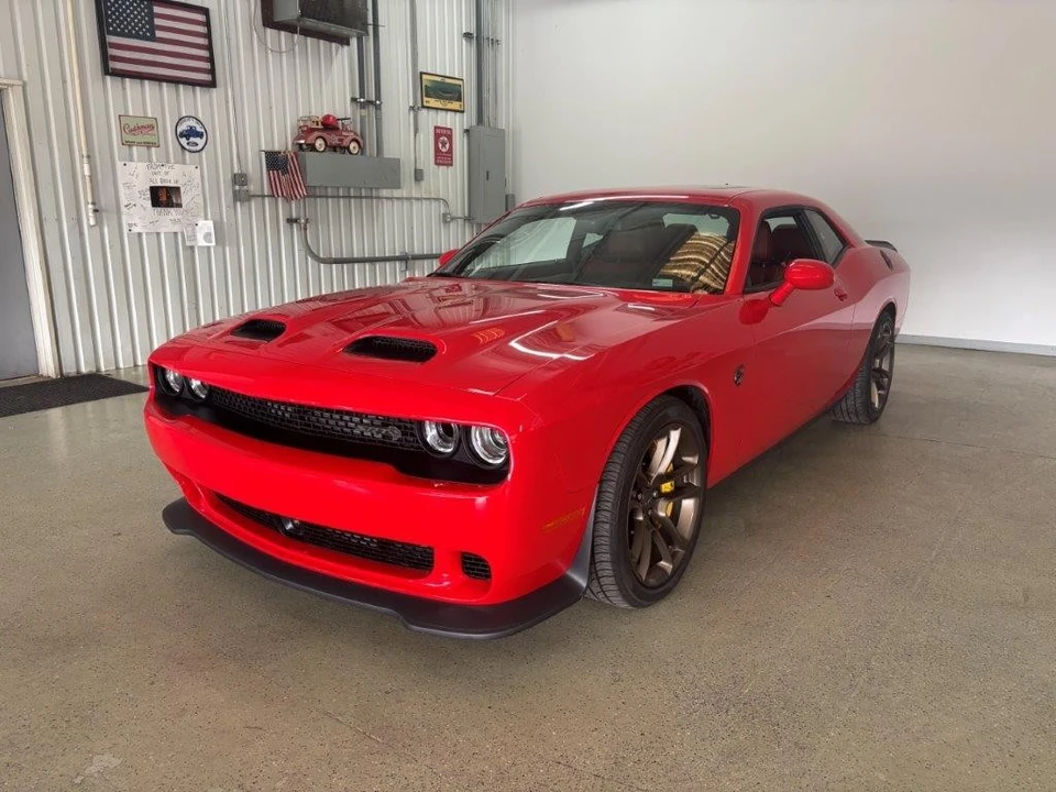 2023 Dodge Challenger SRT Hellcat 3rd Gen - Image 2 of 31
