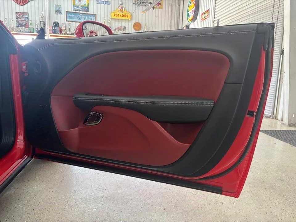 2023 Dodge Challenger SRT Hellcat 3rd Gen - Image 29 of 31