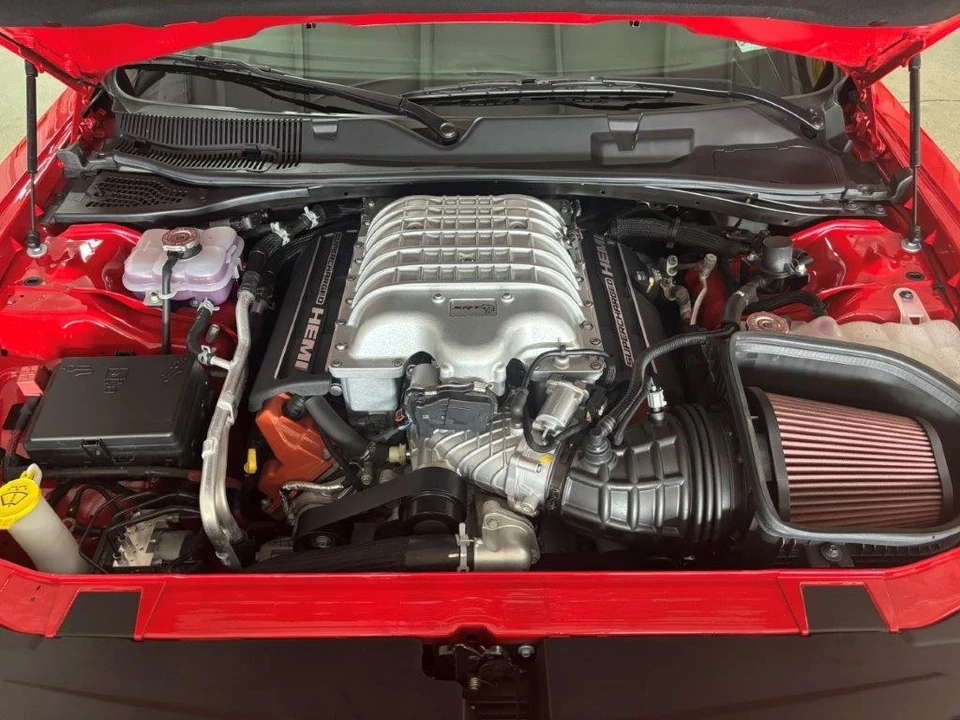 2023 Dodge Challenger SRT Hellcat 3rd Gen - Image 11 of 31