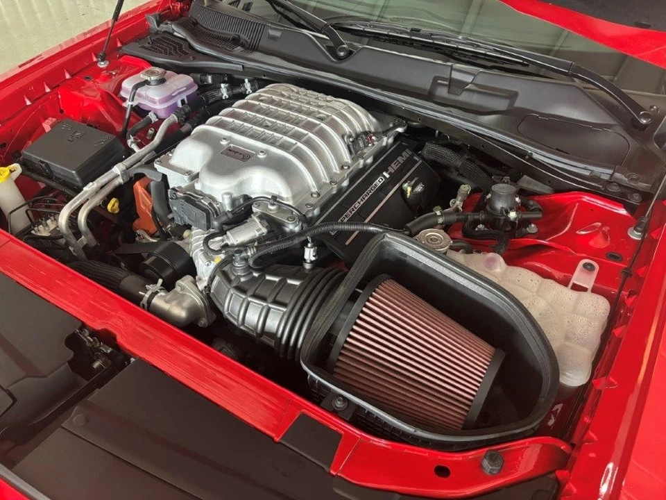 2023 Dodge Challenger SRT Hellcat 3rd Gen - Image 10 of 31