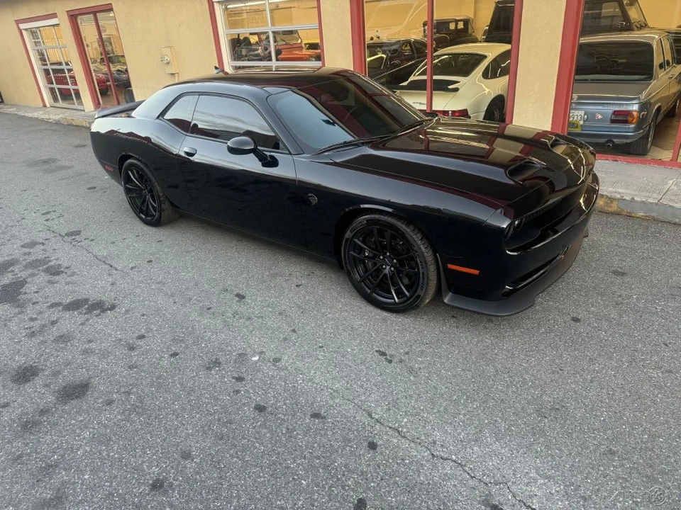 2023 Dodge Challenger SRT Hellcat 3rd Gen - Image 8 of 21