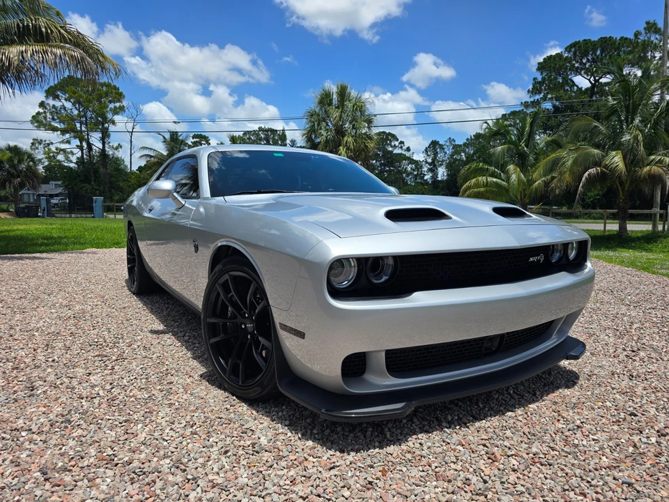 2023 Dodge Challenger SRT Hellcat 3rd Gen - Image 4 of 6
