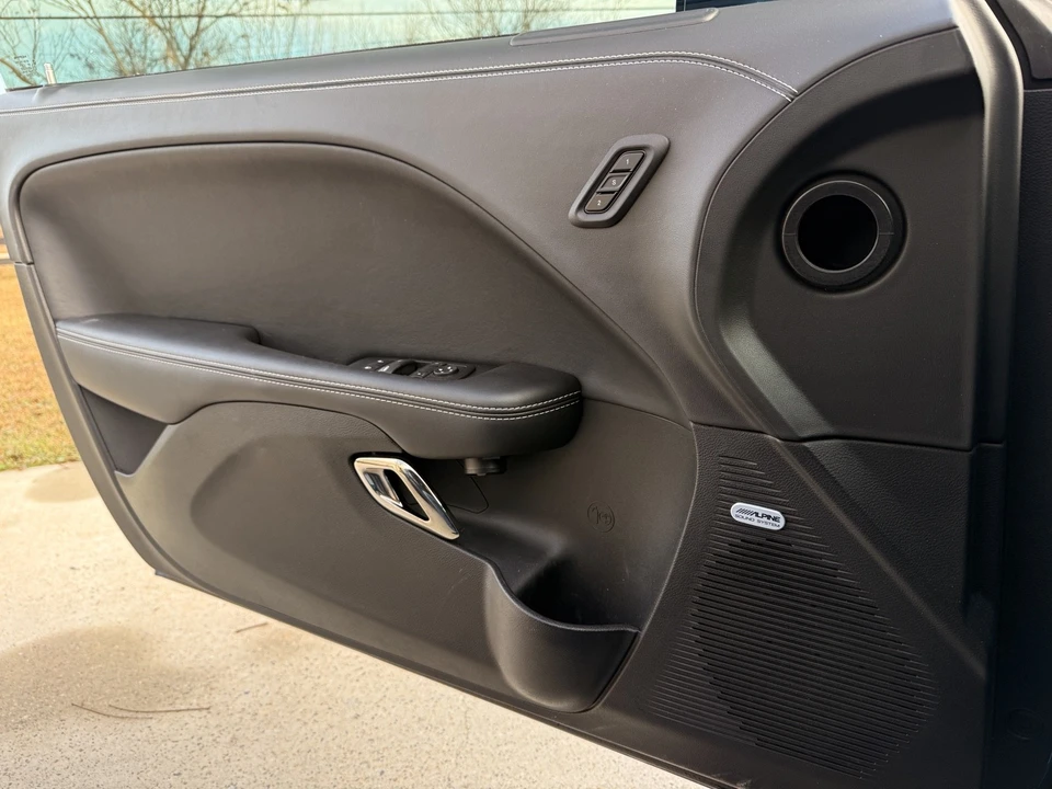 2023 Dodge Challenger SRT Hellcat 3rd Gen - Image 17 of 21