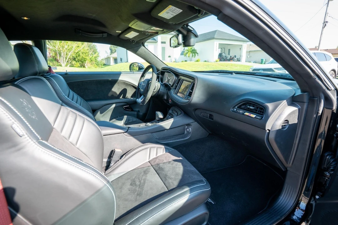 2023 Dodge Challenger SRT Hellcat 3rd Gen - Image 8 of 21