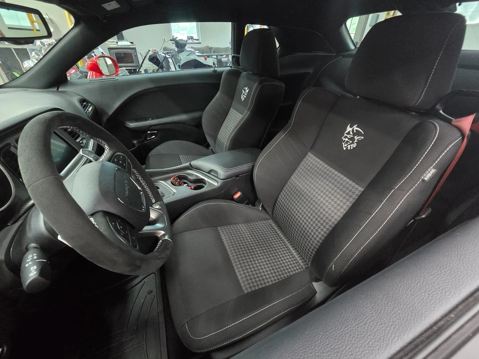 2023 Dodge Challenger SRT Hellcat 3rd Gen - Image 14 of 21