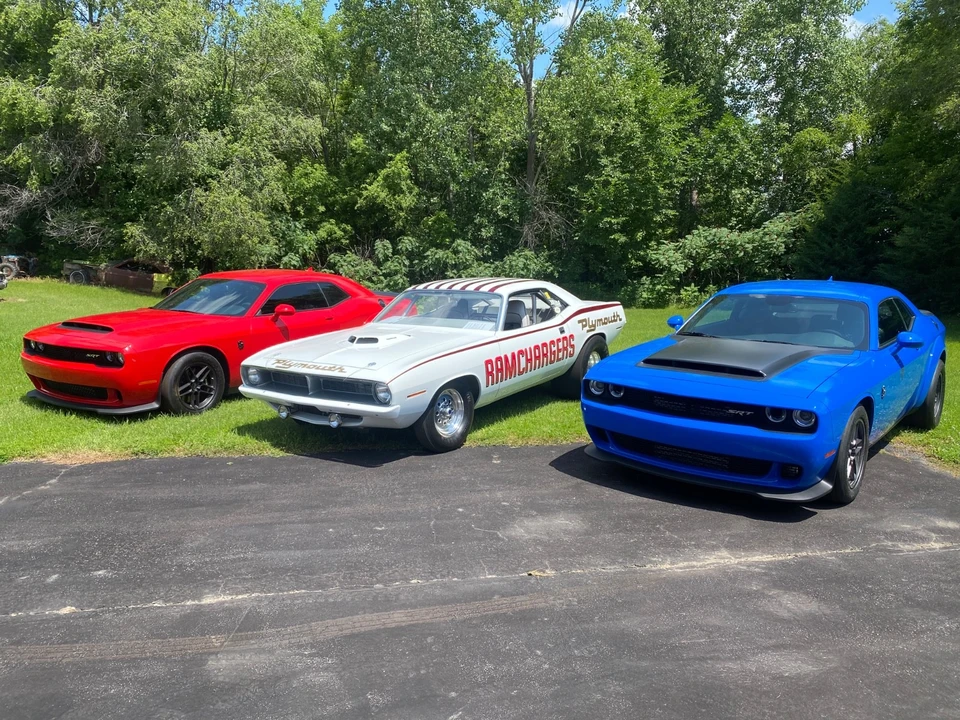 2023 Dodge Challenger SRT Hellcat 3rd Gen - Image 11 of 17