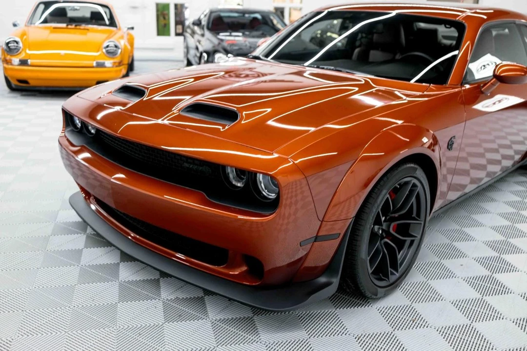 2023 Dodge Challenger SRT Hellcat 3rd Gen - Image 13 of 21