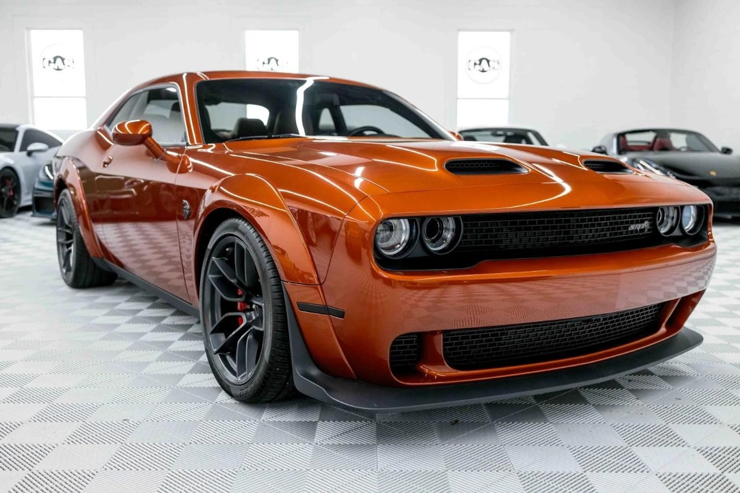 2023 Dodge Challenger SRT Hellcat 3rd Gen - Image 5 of 21