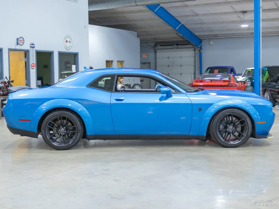 2023 Dodge Challenger SRT Hellcat 3rd Gen - Image 8 of 21