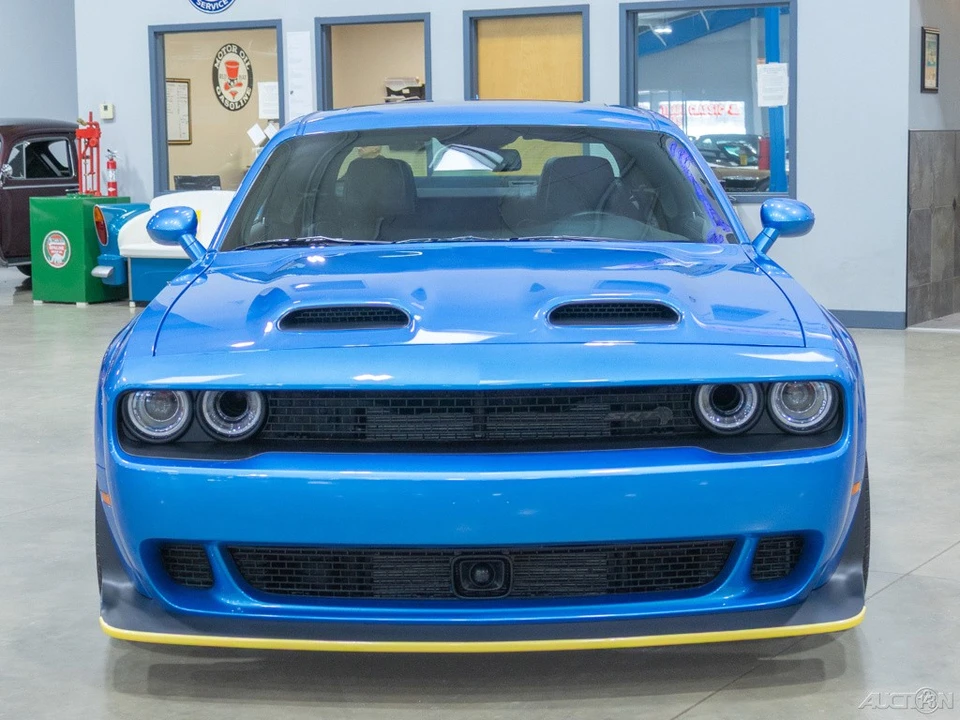 2023 Dodge Challenger SRT Hellcat 3rd Gen - Image 2 of 21