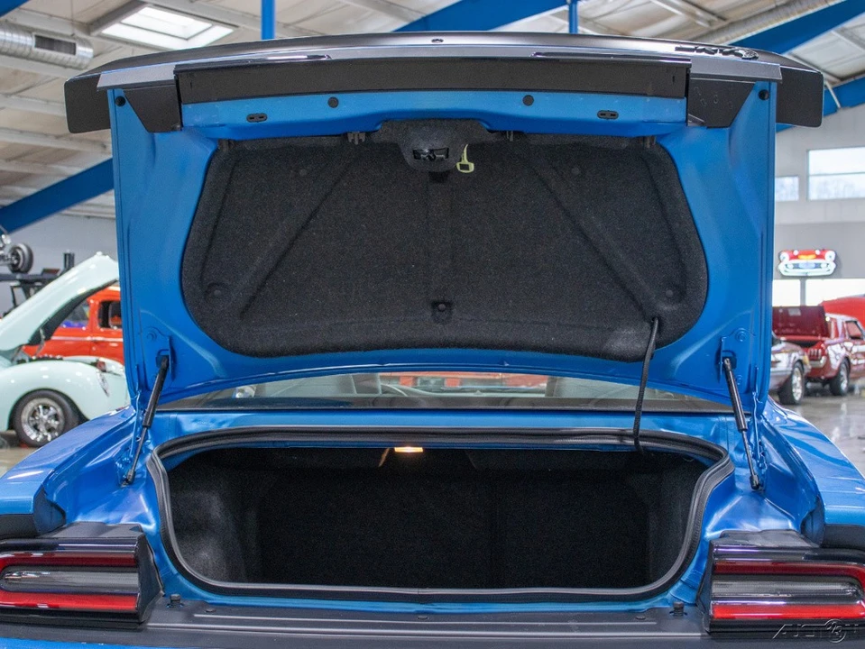 2023 Dodge Challenger SRT Hellcat 3rd Gen - Image 17 of 21