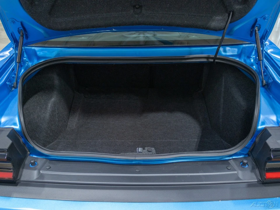 2023 Dodge Challenger SRT Hellcat 3rd Gen - Image 18 of 21