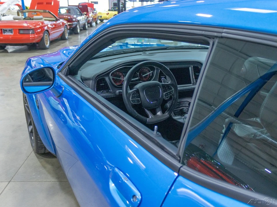 2023 Dodge Challenger SRT Hellcat 3rd Gen - Image 19 of 21