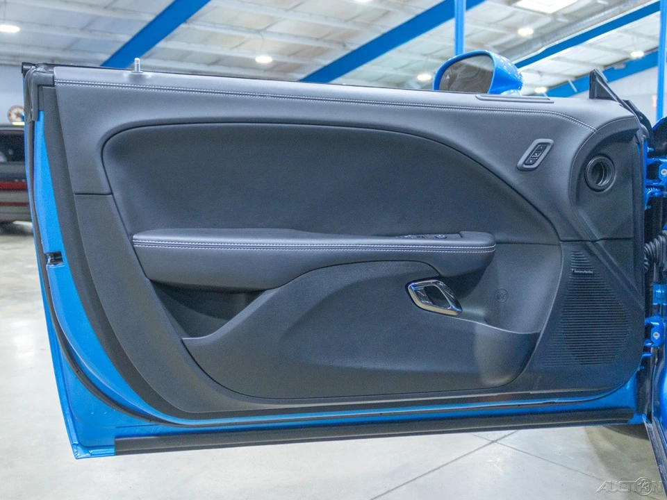 2023 Dodge Challenger SRT Hellcat 3rd Gen - Image 20 of 21