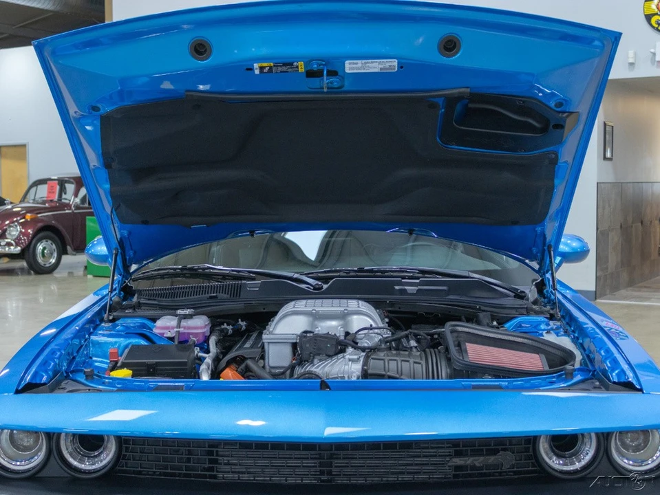 2023 Dodge Challenger SRT Hellcat 3rd Gen - Image 11 of 21