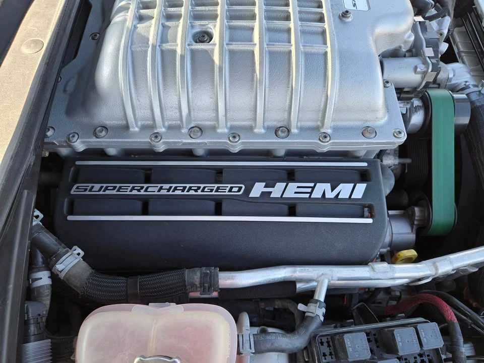 2023 Dodge Challenger SRT Hellcat 3rd Gen - Image 16 of 18