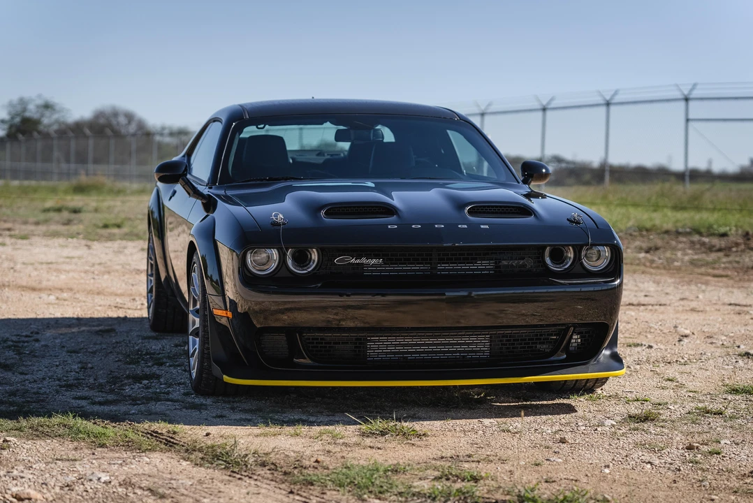 2023 Dodge Challenger SRT Hellcat 3rd Gen - Image 20 of 31