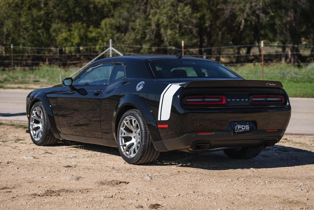2023 Dodge Challenger SRT Hellcat 3rd Gen - Image 9 of 31