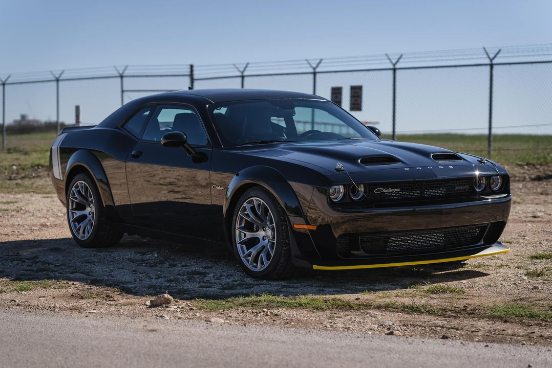 2023 Dodge Challenger SRT Hellcat 3rd Gen - Image 18 of 31