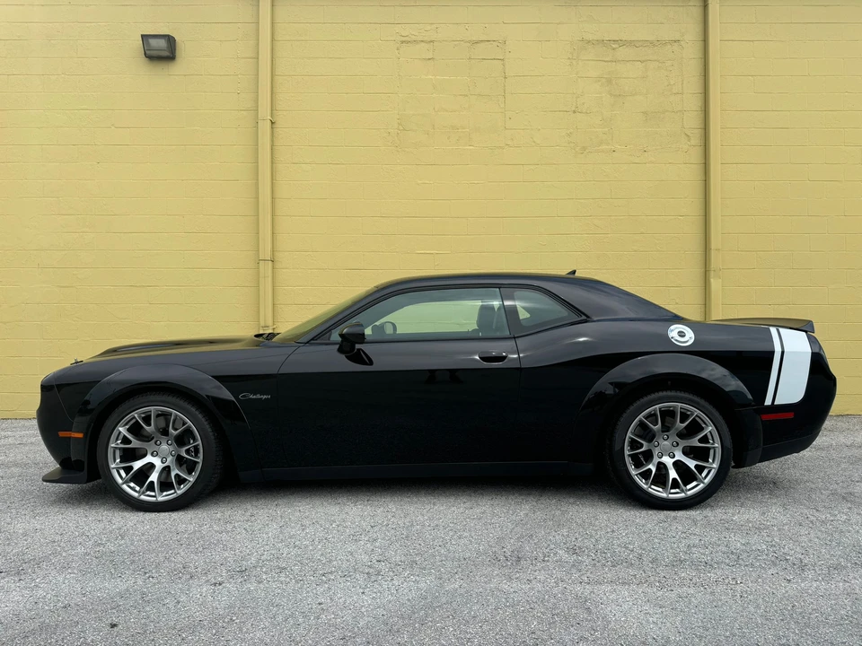 2023 Dodge Challenger SRT Hellcat 3rd Gen - Image 7 of 31