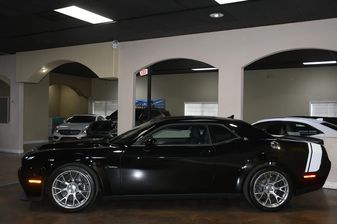 2023 Dodge Challenger SRT Hellcat 3rd Gen - Image 21 of 31