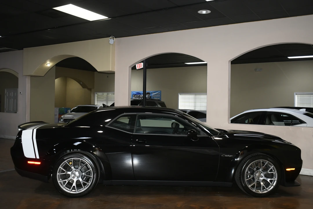 2023 Dodge Challenger SRT Hellcat 3rd Gen - Image 16 of 31