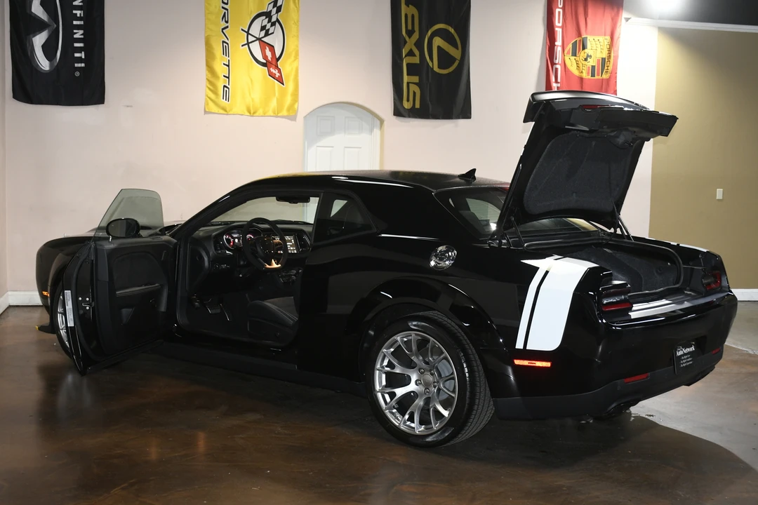 2023 Dodge Challenger SRT Hellcat 3rd Gen - Image 29 of 31