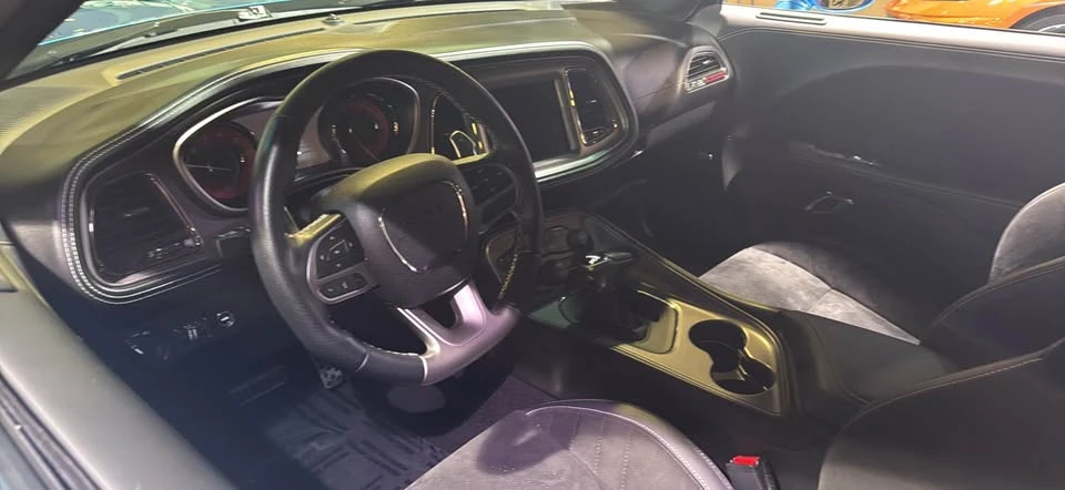 2023 Dodge Challenger SRT Hellcat 3rd Gen - Image 6 of 7