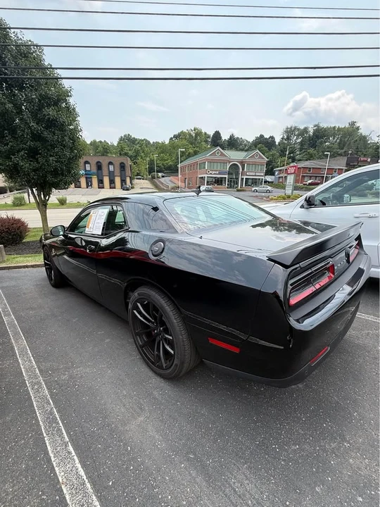 2023 Dodge Challenger SRT Hellcat 3rd Gen - Image 7 of 7