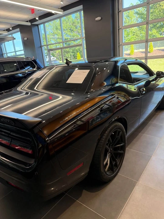 2023 Dodge Challenger SRT Hellcat 3rd Gen - Image 6 of 8
