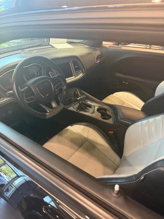 2023 Dodge Challenger SRT Hellcat 3rd Gen - Image 4 of 8
