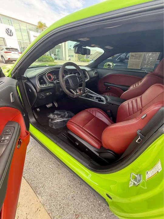 2023 Dodge Challenger SRT Hellcat 3rd Gen - Image 11 of 15