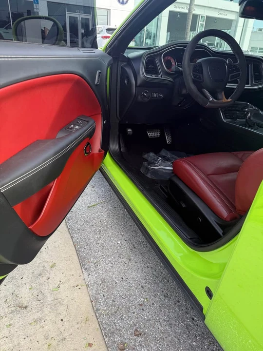 2023 Dodge Challenger SRT Hellcat 3rd Gen - Image 9 of 15