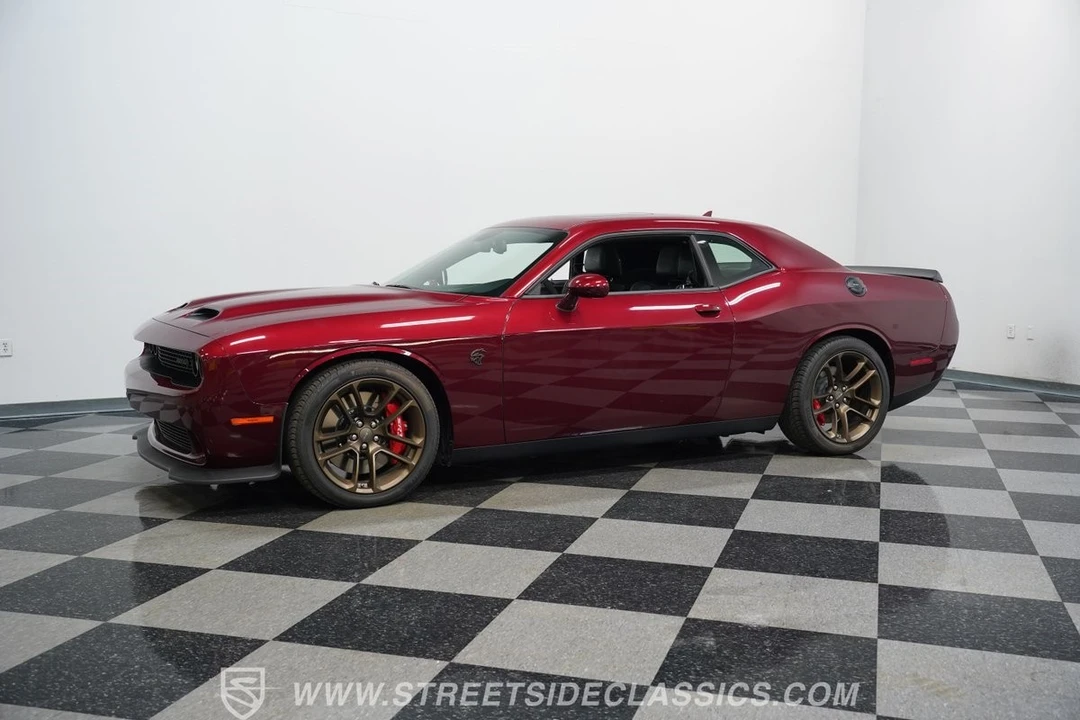 2023 Dodge Challenger SRT Hellcat 3rd Gen - Image 7 of 12