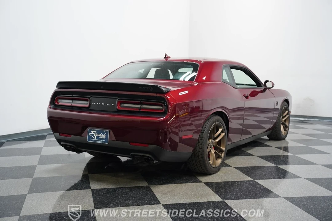 2023 Dodge Challenger SRT Hellcat 3rd Gen - Image 8 of 10