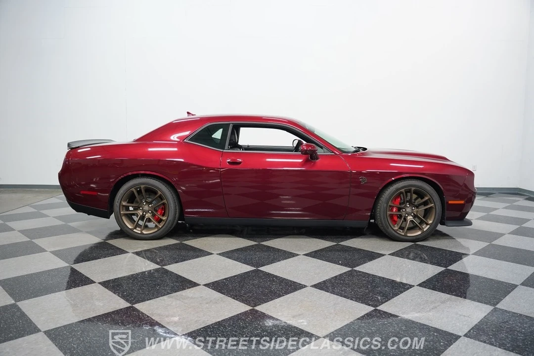 2023 Dodge Challenger SRT Hellcat 3rd Gen - Image 15 of 21