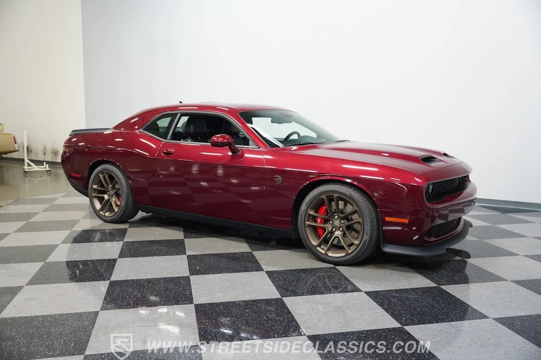 2023 Dodge Challenger SRT Hellcat 3rd Gen - Image 10 of 10
