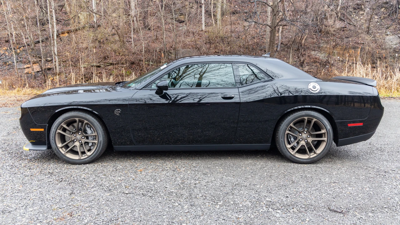 2023 Dodge Challenger SRT Hellcat 3rd Gen - Image 8 of 31