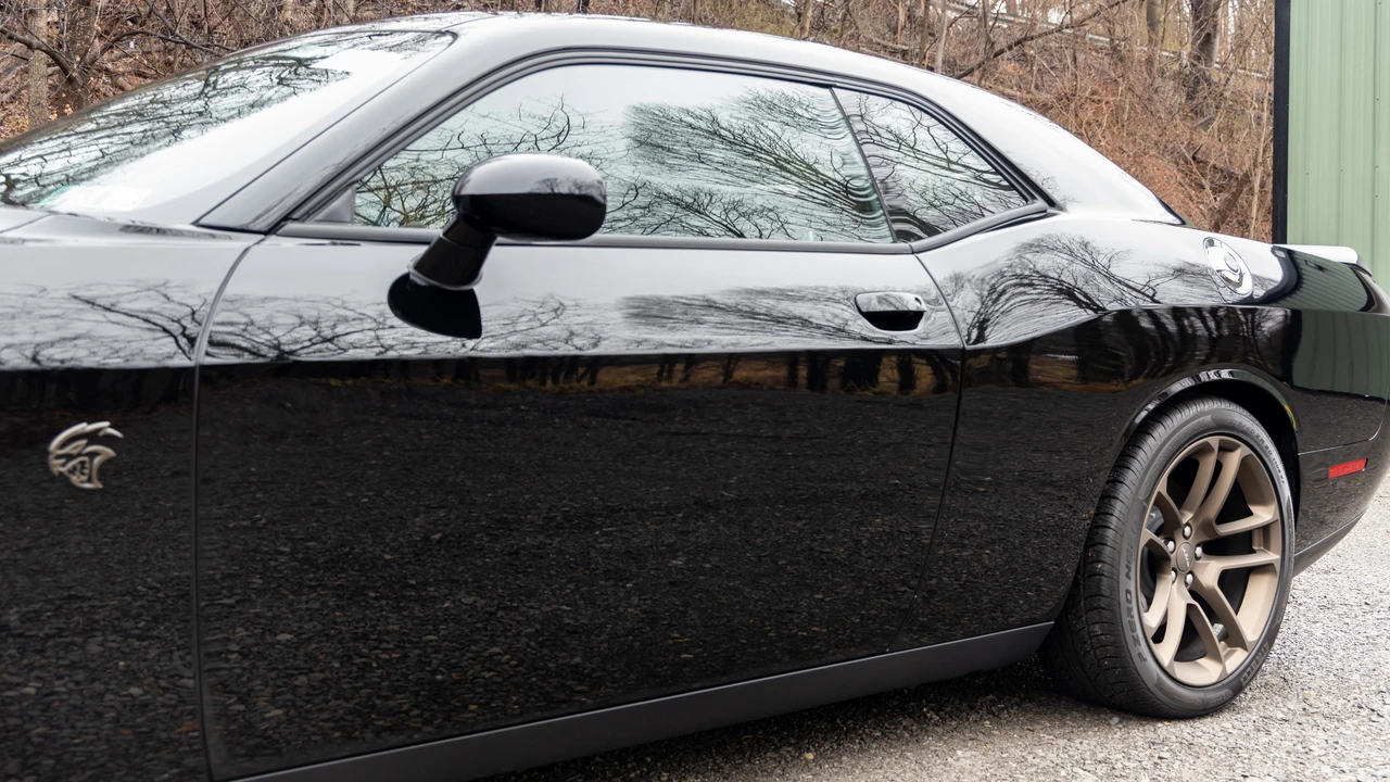 2023 Dodge Challenger SRT Hellcat 3rd Gen - Image 18 of 31