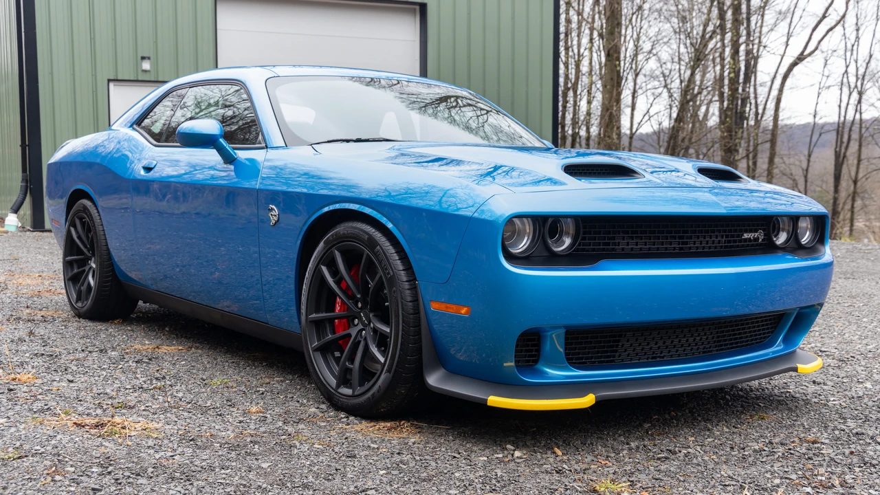 2023 Dodge Challenger SRT Hellcat 3rd Gen - Image 3 of 31