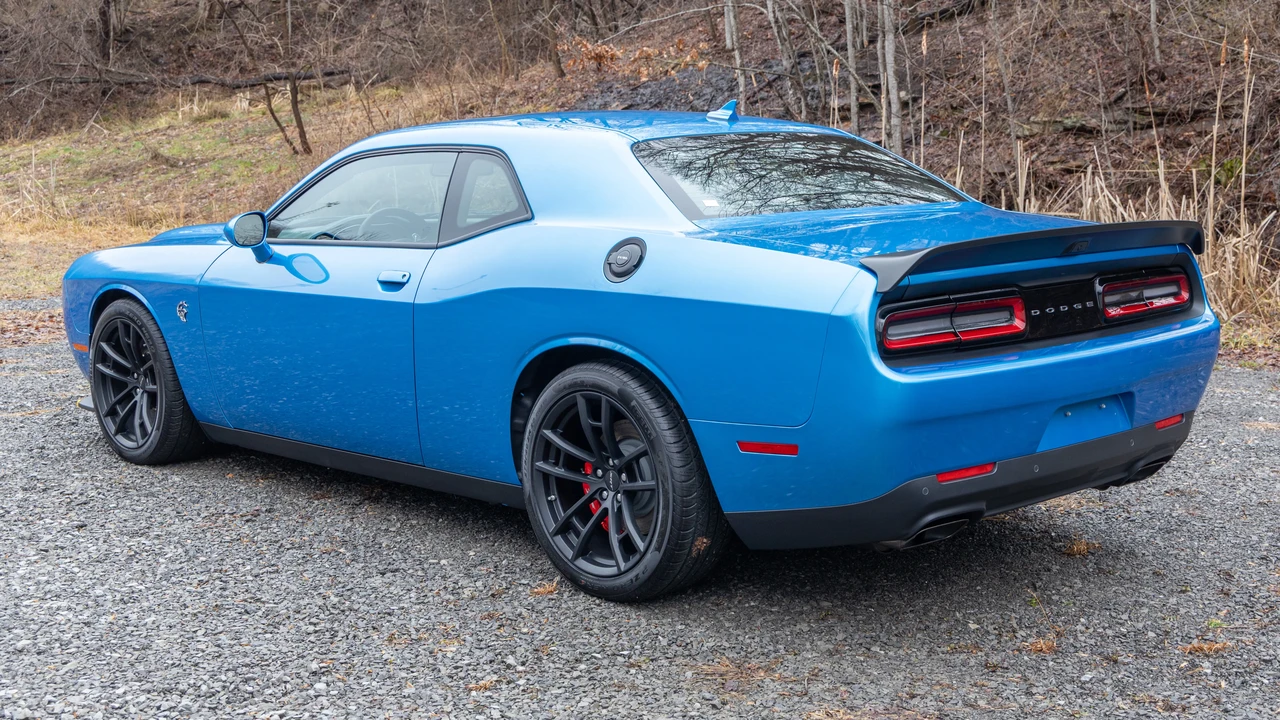 2023 Dodge Challenger SRT Hellcat 3rd Gen - Image 7 of 31