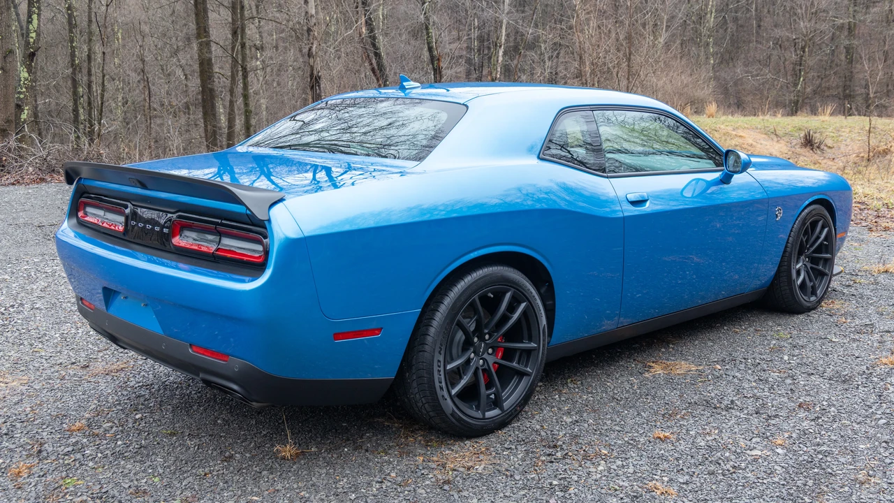 2023 Dodge Challenger SRT Hellcat 3rd Gen - Image 5 of 31