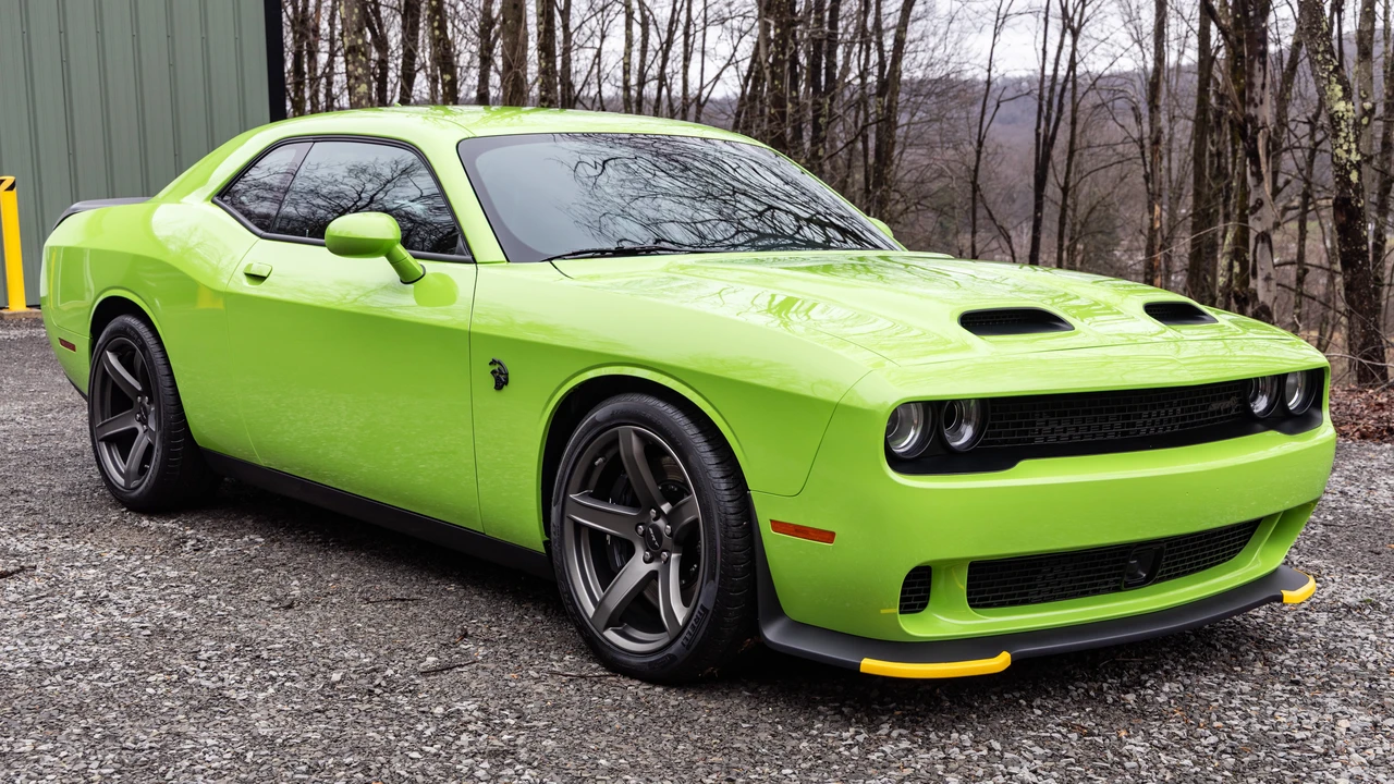 2023 Dodge Challenger SRT Hellcat 3rd Gen - Image 3 of 31