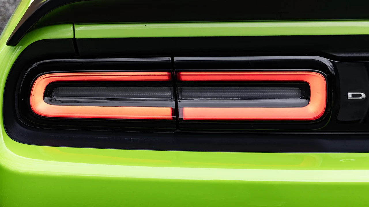 2023 Dodge Challenger SRT Hellcat 3rd Gen - Image 16 of 31