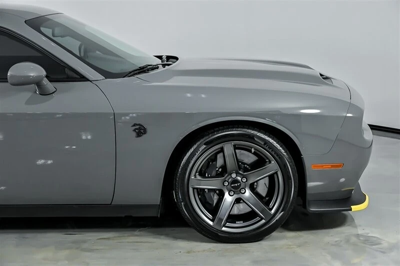 2023 Dodge Challenger SRT Hellcat 3rd Gen - Image 15 of 21