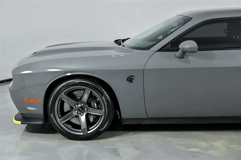 2023 Dodge Challenger SRT Hellcat 3rd Gen - Image 7 of 12