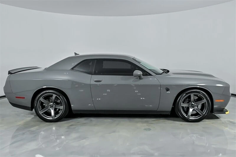 2023 Dodge Challenger SRT Hellcat 3rd Gen - Image 14 of 21