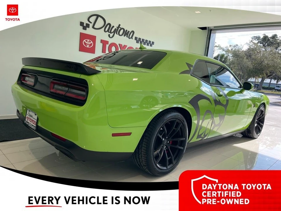 2023 Dodge Challenger SRT Hellcat 3rd Gen - Image 7 of 12