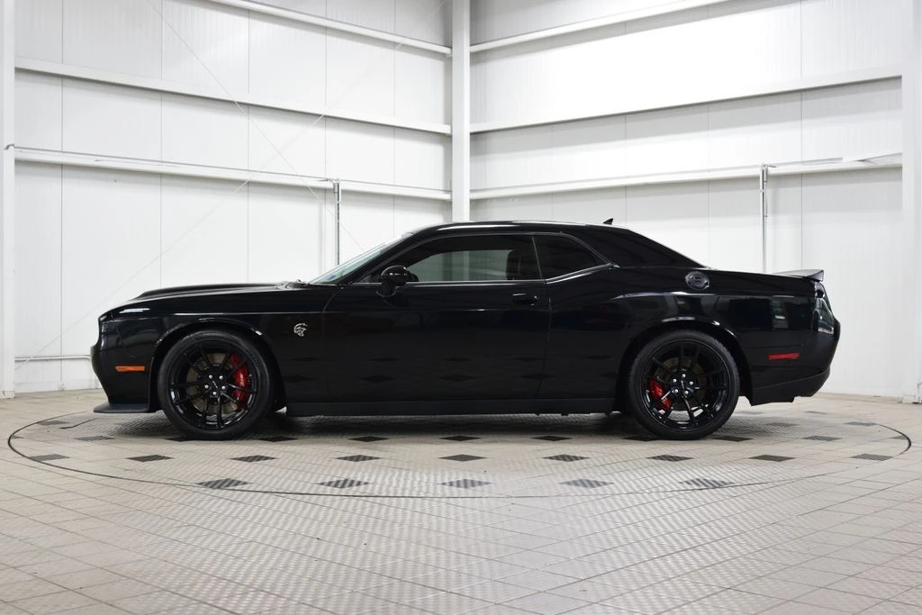 2023 Dodge Challenger SRT Hellcat 3rd Gen - Image 4 of 31